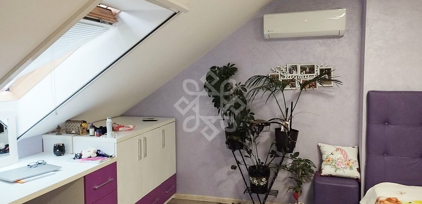 Casa 4 camere, 414mp teren, zona stadion municipal Oradea
