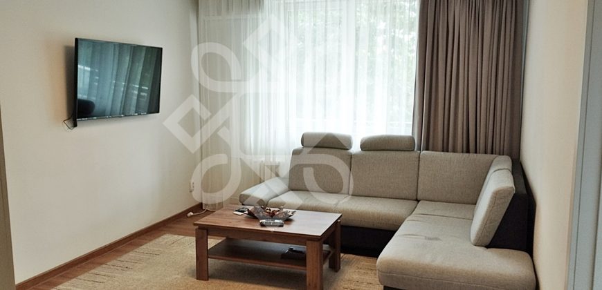 Apartament cu 3 camere, decomandat, zona bd Dacia