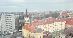 Apartament 3 camere de inchiriat B-dul Magheru Oradea