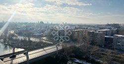 Apartament lux 3 camere de inchiriat in Prima Decebal
