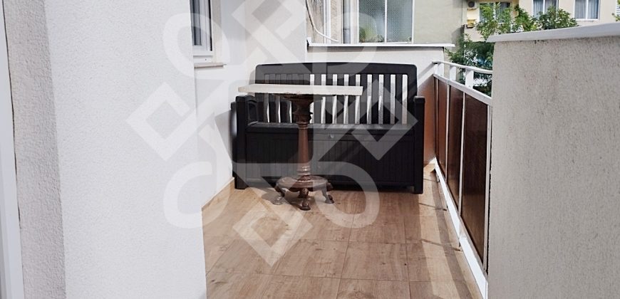 Apartament cu 3 camere, decomandat, zona bd Dacia