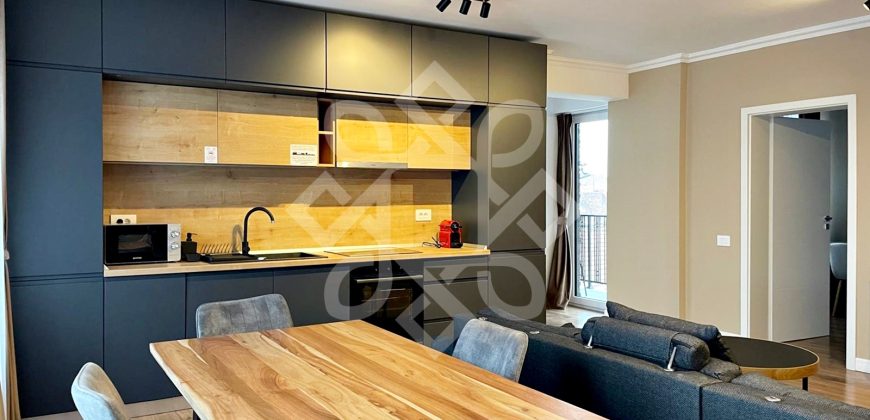 Apartament modern cu 3 camere de inchiriat ultracentral Oradea