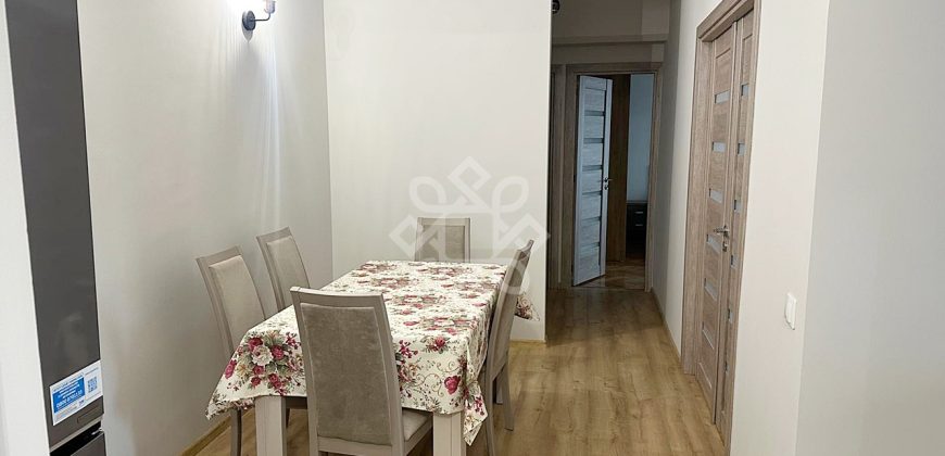 Apartament 3 camere de inchiriat B-dul Magheru Oradea