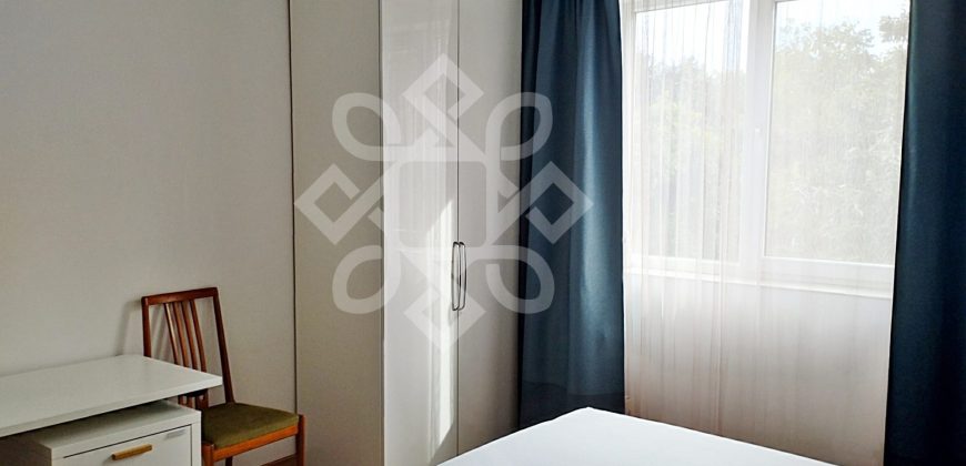 Apartament cu 3 camere, decomandat, zona bd Dacia