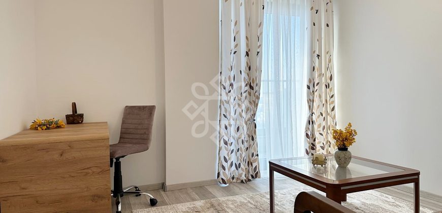 Apartament lux 3 camere de inchiriat in Prima Decebal