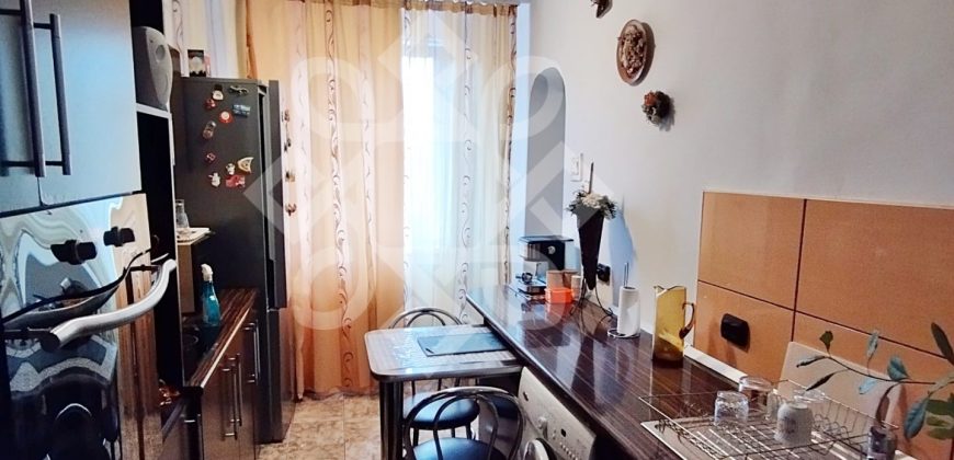 Apartament cu 4 camere de inchiriat, in zona bd Dacia