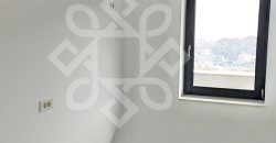 Apartament decomandat cu 3 camere in Prima Urbana 3