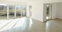 Casa finisata 4 camere si 600 mp teren de vanzare in Paleu