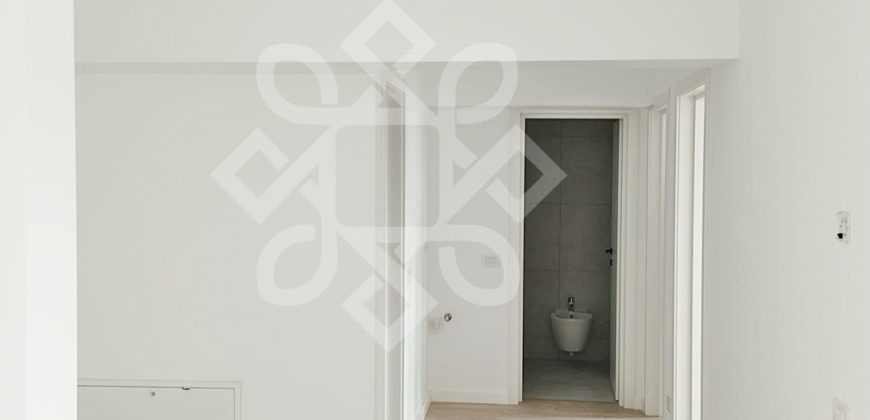 Apartament nou cu 3 camere si 2 bai in Prima Urbana 3