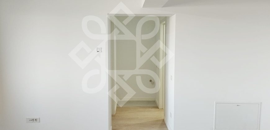 Apartament cu 2 camere in Prima Urbana 3