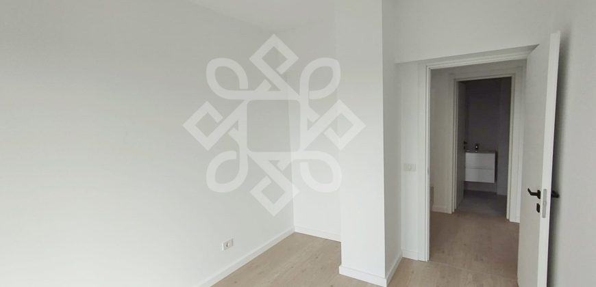 Apartament nou cu 3 camere si 2 bai in Prima Urbana 3