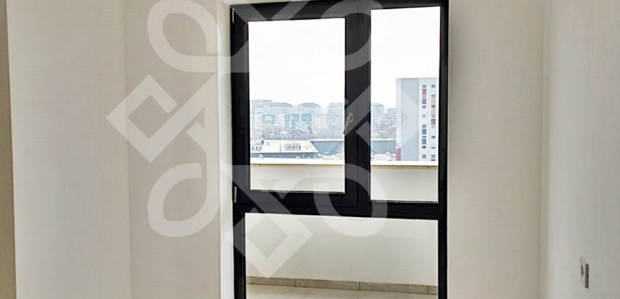 Apartament decomandat cu 3 camere in Prima Urbana 3