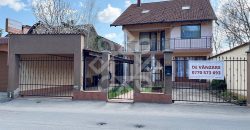 Vila de vanzare pe Malul Crisului, strada Facliei Oradea