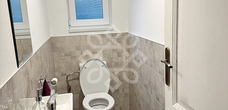 Casa spatioasa cu 482mp teren de vanzare central Sirul Canonicilor