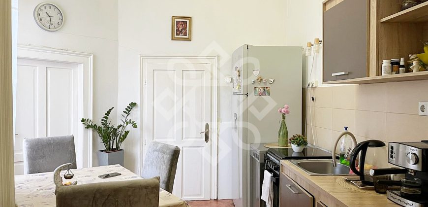 Casa cu 4 camere de vanzare in zona centrala din Oradea