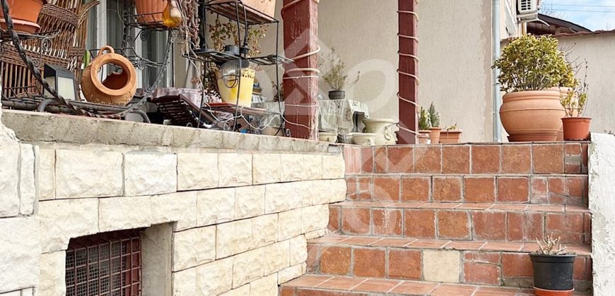 Casa cu 4 camere de vanzare in zona centrala din Oradea