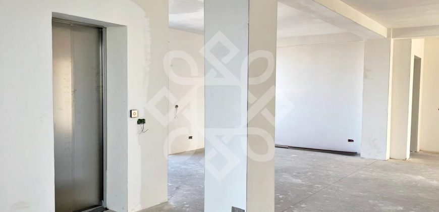 Penthouse ultracentral de vanzare, Oradea