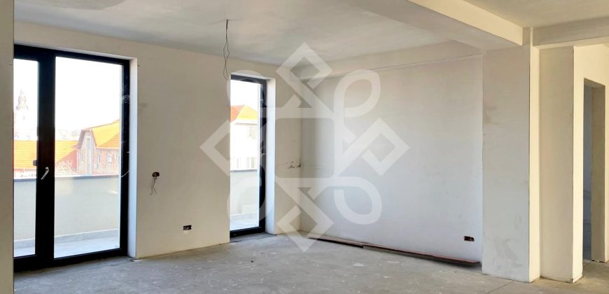 Penthouse ultracentral de vanzare, Oradea