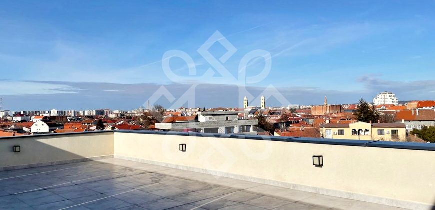 Penthouse ultracentral de vanzare, Oradea