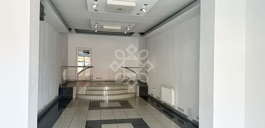 Spatiu comercial de inchiriat pe B.dul Decebal Oradea
