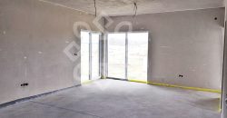 Casa de vanzare pe nivel cu 4 camere in Cihei