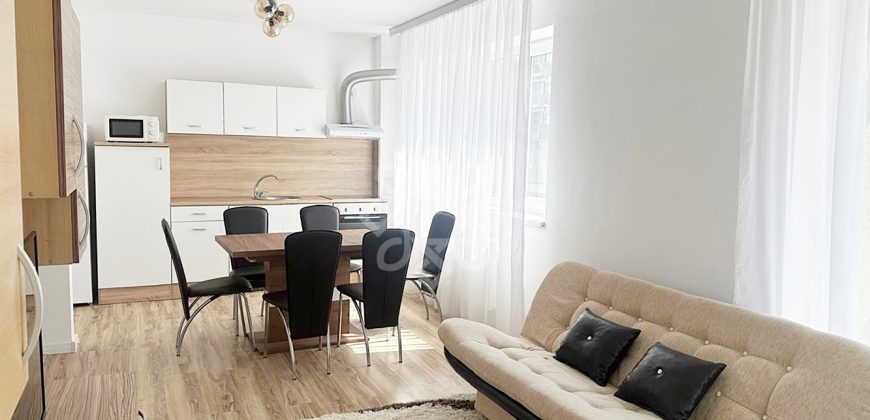 Apartament 3 camere de inchiriat in Prima Universitatii