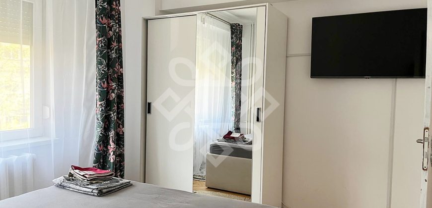 Apartament cu 3 camere de inchiriat pe bld. Stefan cel Mare