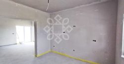 Casa de vanzare pe nivel cu 4 camere in Cihei