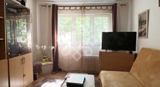 Apartament cu 3 camere de vanzare la etajul 2 in Nufarul