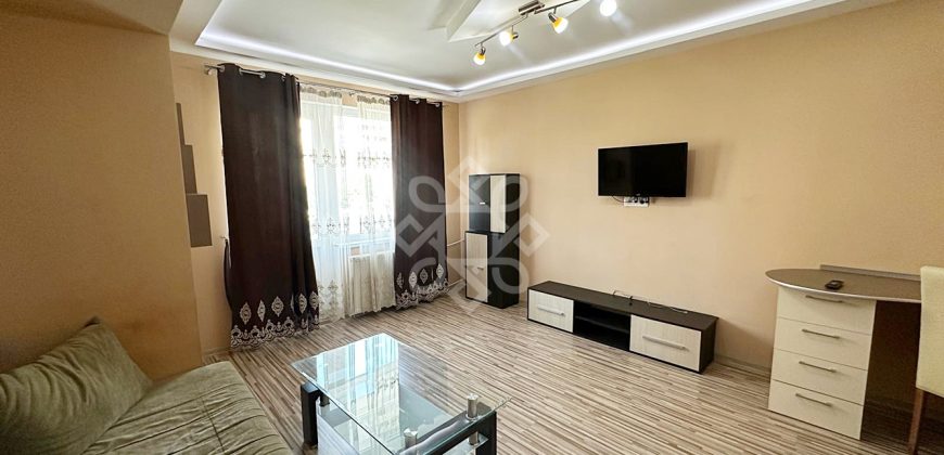 Apartament 3 camere de inchiriat B-dul Nufarul