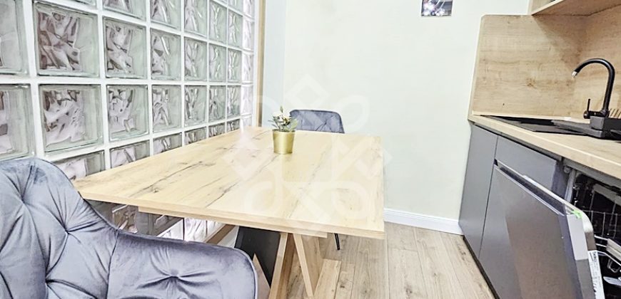 Apartament 3 camere de inchiriat ultracentral