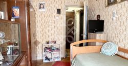 Apartament cu 3 camere de vanzare la etajul 2 in Nufarul