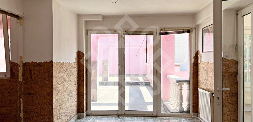Casa cu 6 camere de inchiriat in Rogerius