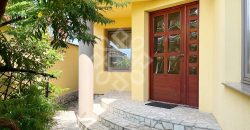 Casa de vanzare cu teren 523 mp in Sanmartin