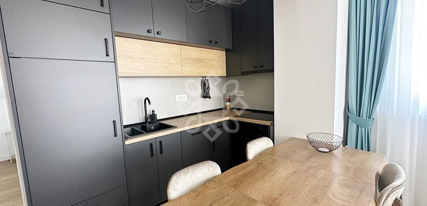 Apartament lux 3 camere de inchiriat in Luceafarul
