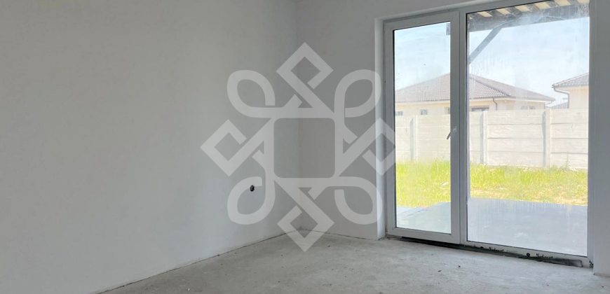 Casa noua de vanzare cu teren 500 mp in Santandrei