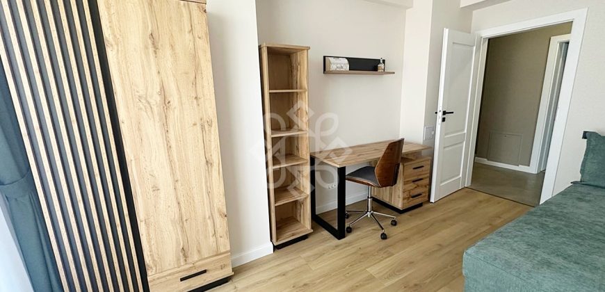 Apartament lux 3 camere de inchiriat in Luceafarul