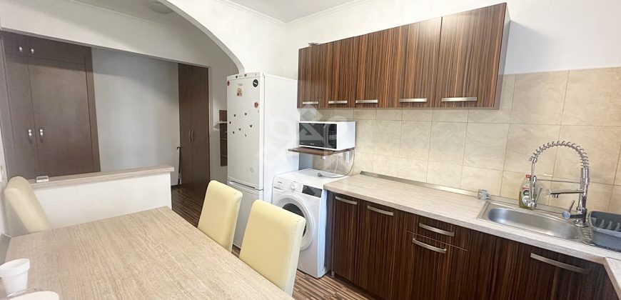 Apartament 3 camere de inchiriat B-dul Nufarul