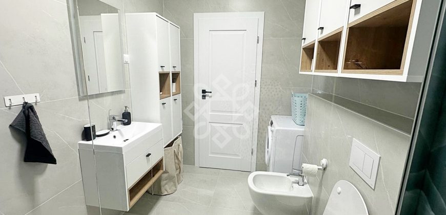 Apartament lux 3 camere de inchiriat in Luceafarul