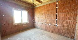 Casa 4 camere si 500 mp teren de vanzare in Santandrei