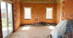 Casa 4 camere si 500 mp teren de vanzare in Santandrei