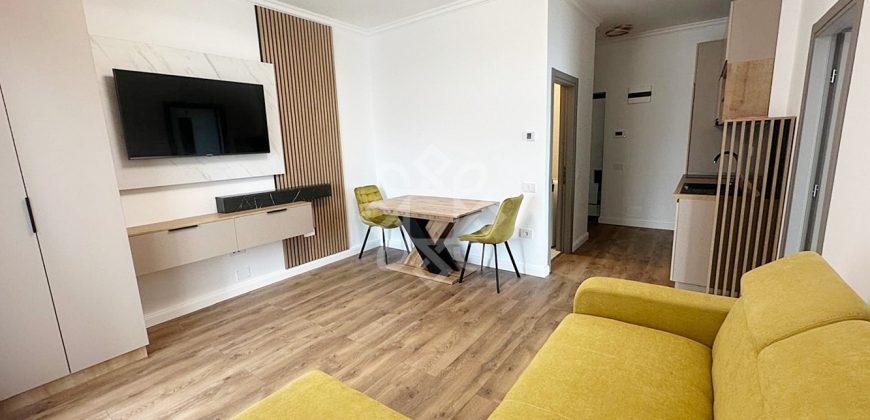 Apartament modern 2 camere de inchiriat in Sanmartin