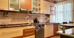 Apartament cu 2 camere de vanzare, etaj 1 in Rogerius