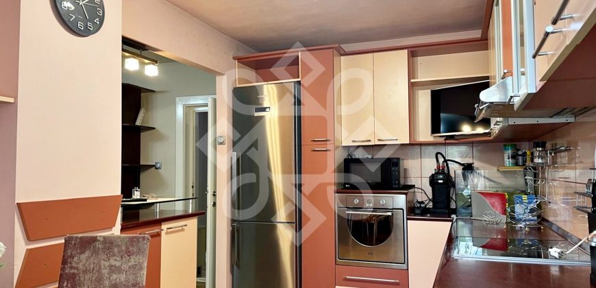 Apartament cu 2 camere de vanzare, etaj 1 in Rogerius