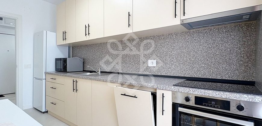Apartament nou cu 2 camere si parcare in Prima Arena