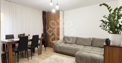 Apartament la curte de vanzare, strada Cardinal Iuliu Hossu Oradea