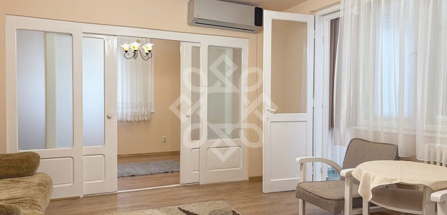 Apartament cu 4 camere de inchiriat pe Splaiul Crisanei