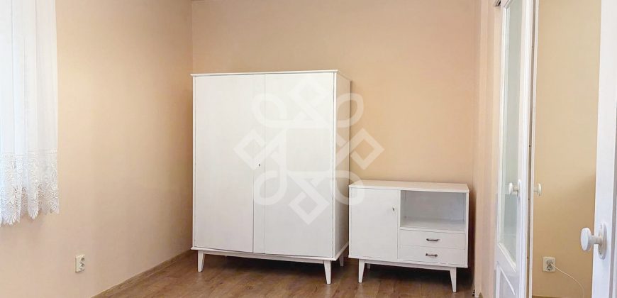 Apartament cu 4 camere de inchiriat pe Splaiul Crisanei
