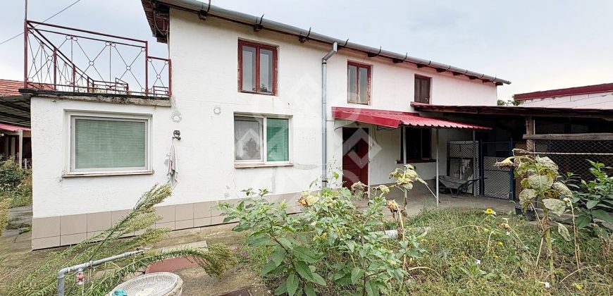 Casa de vanzare in Iosia, teren 839 mp