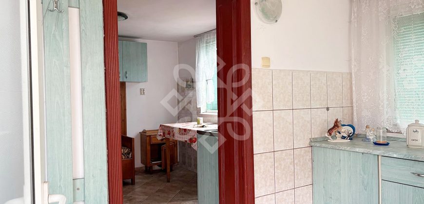 Casa de vanzare in Iosia, teren 839 mp